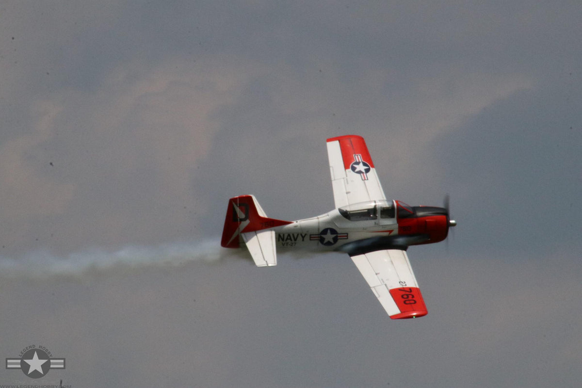 T-28C Trojan。在庫1点 1/6 Scale T-28B Trojan Red/White | 82.5