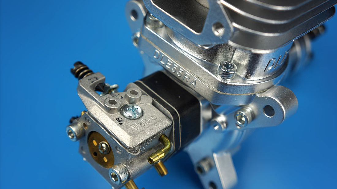 中古品　DLE55  ガソリンエンジン DLE-55RA Gas Rear Exhaust Engine