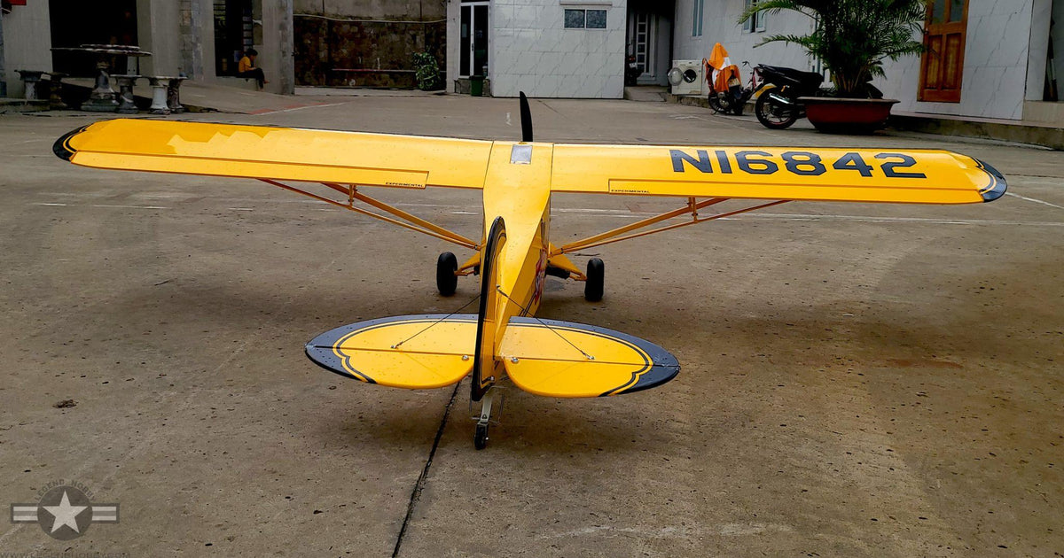 Piper Cub J-3 ラジオコントロールキット 20エンジン Piper Cub J-3 ラジオコントロールキット 20エンジン - メルカリ
