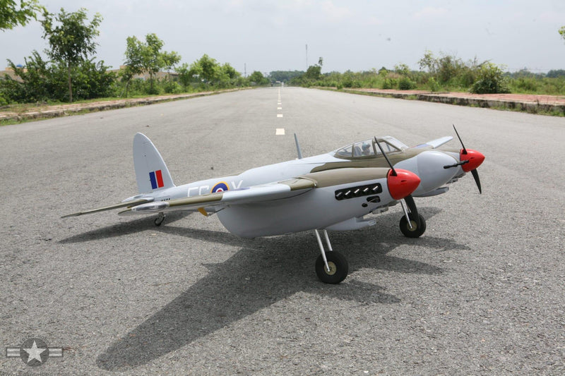 side angle view of De Havilland Mosquito