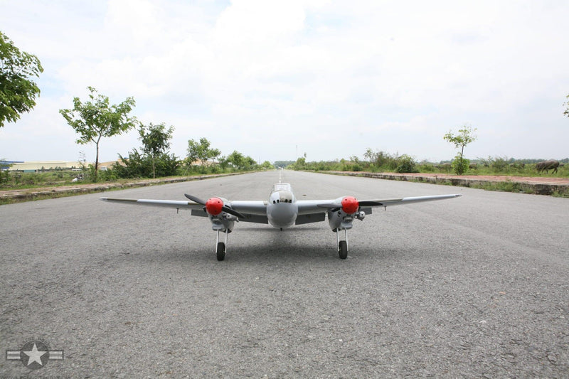nose on view of De Havilland Mosquito