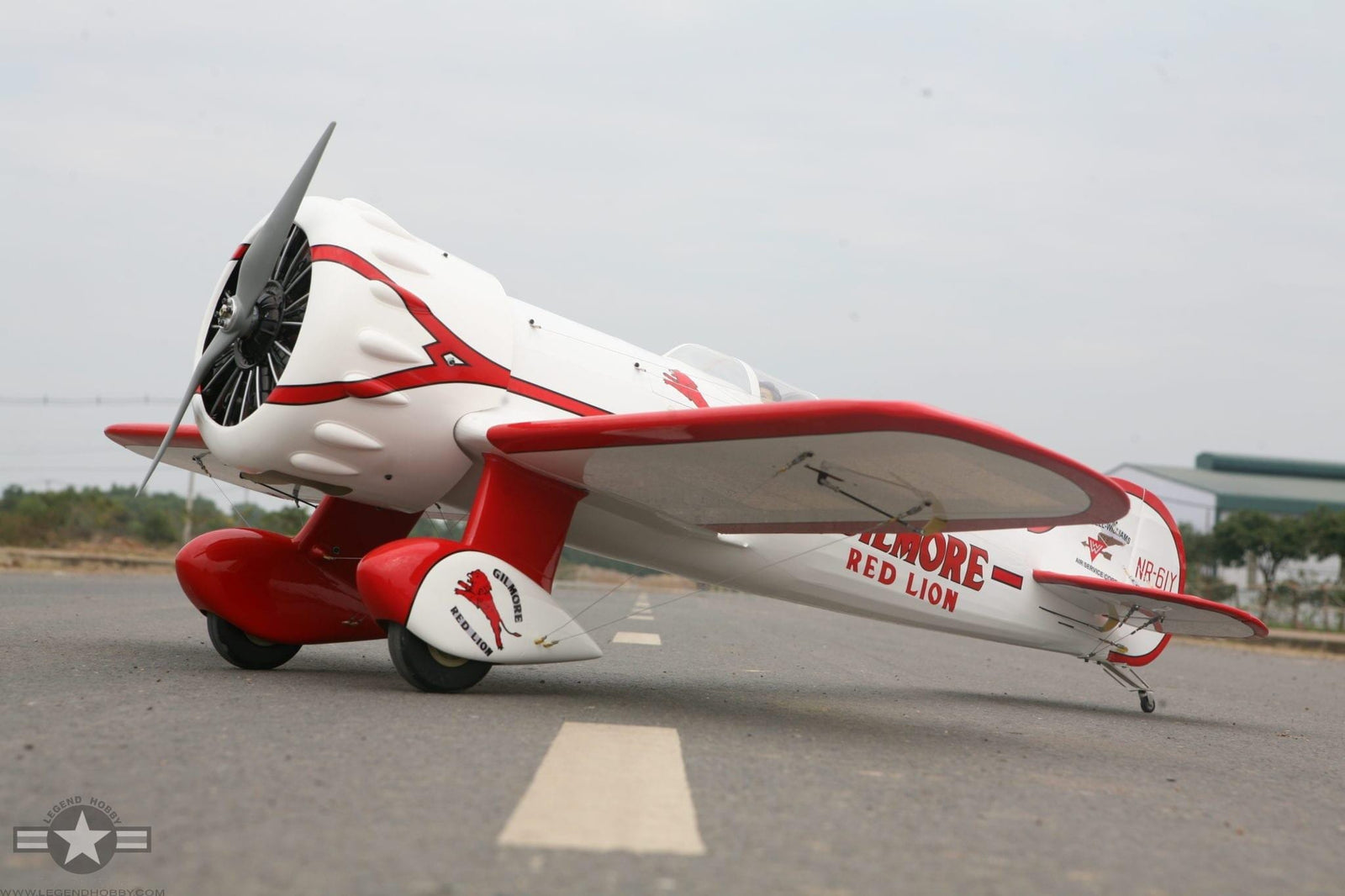 Gilmore Red Lion Racer 33CC | Seagull Models